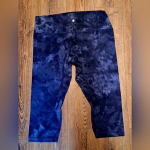 Lululemon Diamond Dye Capris ☆SIZE 20☆ NAVY BLUE